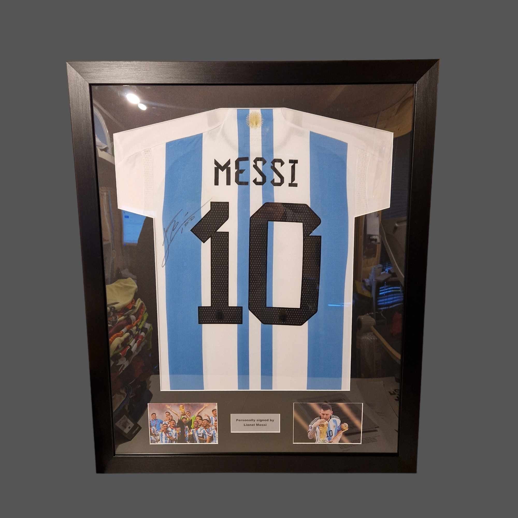 LIONEL MESSI - SIGNERT DRAKT MED EKTEHETSBEVIS/COA