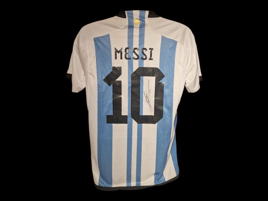 LIONEL MESSI - SIGNERT DRAKT MED EKTEHETSBEVIS/COA