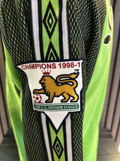PETER SCHMEICHEL - SIGNERT DRAKT MED EKTEHETSBEVIS/COA