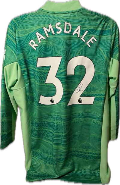 AARON RAMSDALE - SIGNERT DRAKT MED EKTEHETSBEVIS/COA
