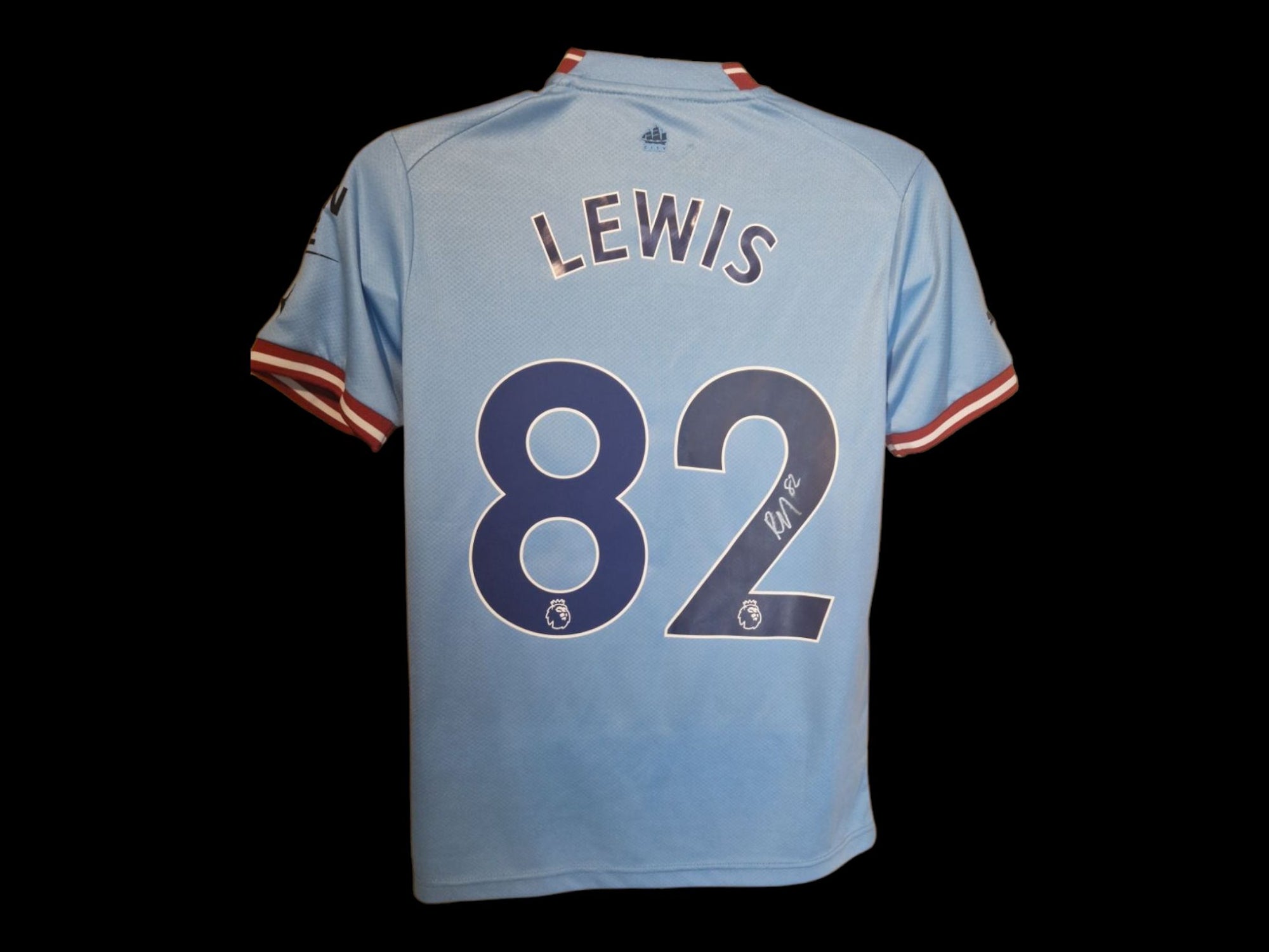 RICO LEWIS - SIGNERT DRAKT MED EKTEHETSBEVIS/COA