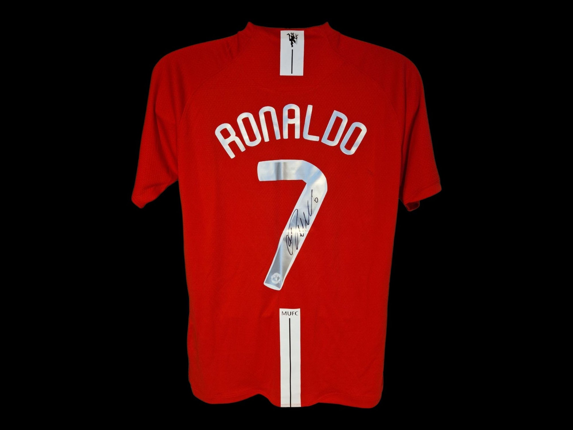 CRISTIANO RONALDO - SIGNERT DRAKT MED EKTEHETSBEVIS/COA
