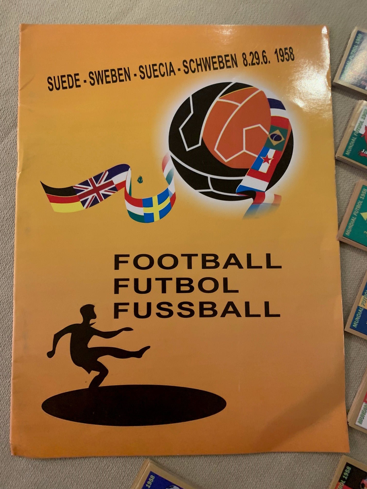 CROMOS WORLD CUP 1958 SWEDEN - REPLICA ALBUM OG KORT/STICKERS KOMPLETT SETT