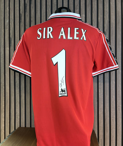 SIR ALEX FERGUSON - SIGNERT DRAKT MED EKTEHETSBEVIS/COA