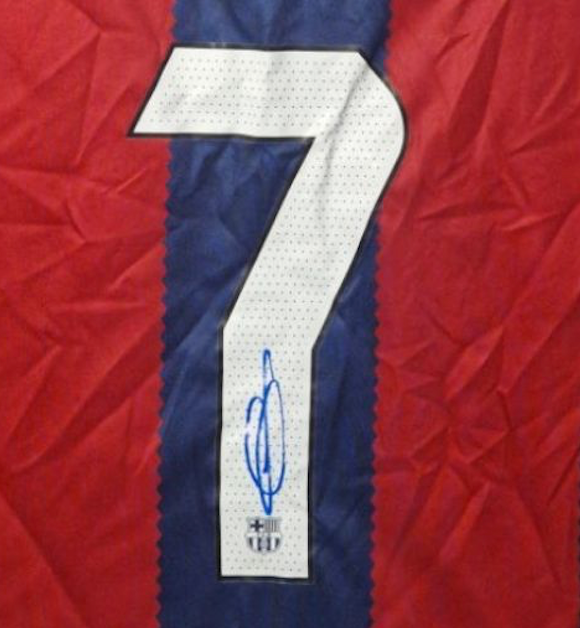 FERRAN TORRES - SIGNERT DRAKT MED EKTEHETSBEVIS/COA