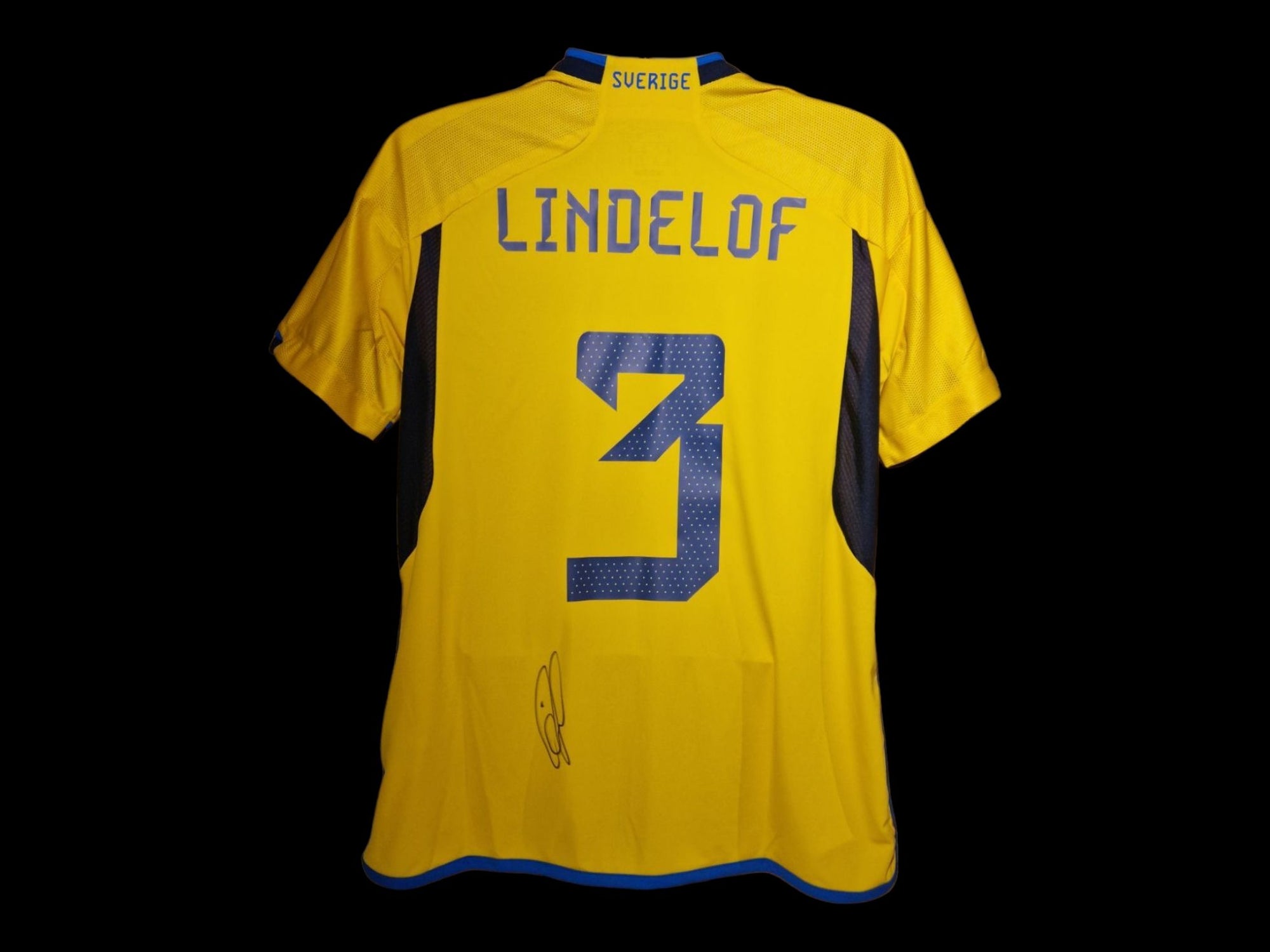 VIKTOR LINDELOF - SIGNERT DRAKT MED EKTEHETSBEVIS/COA