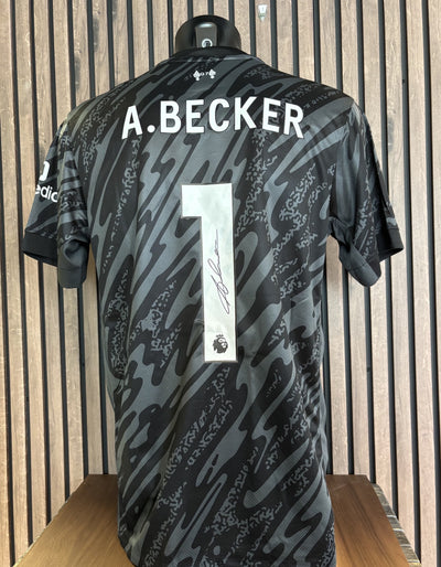 ALISSON BECKER - SIGNERT DRAKT MED EKTEHETSBEVIS/COA