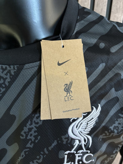 ALISSON BECKER - SIGNERT DRAKT MED EKTEHETSBEVIS/COA