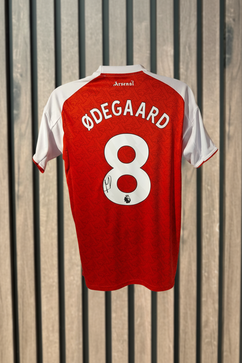 Ødegaard Shirt – Wood Background, Sharp Focus