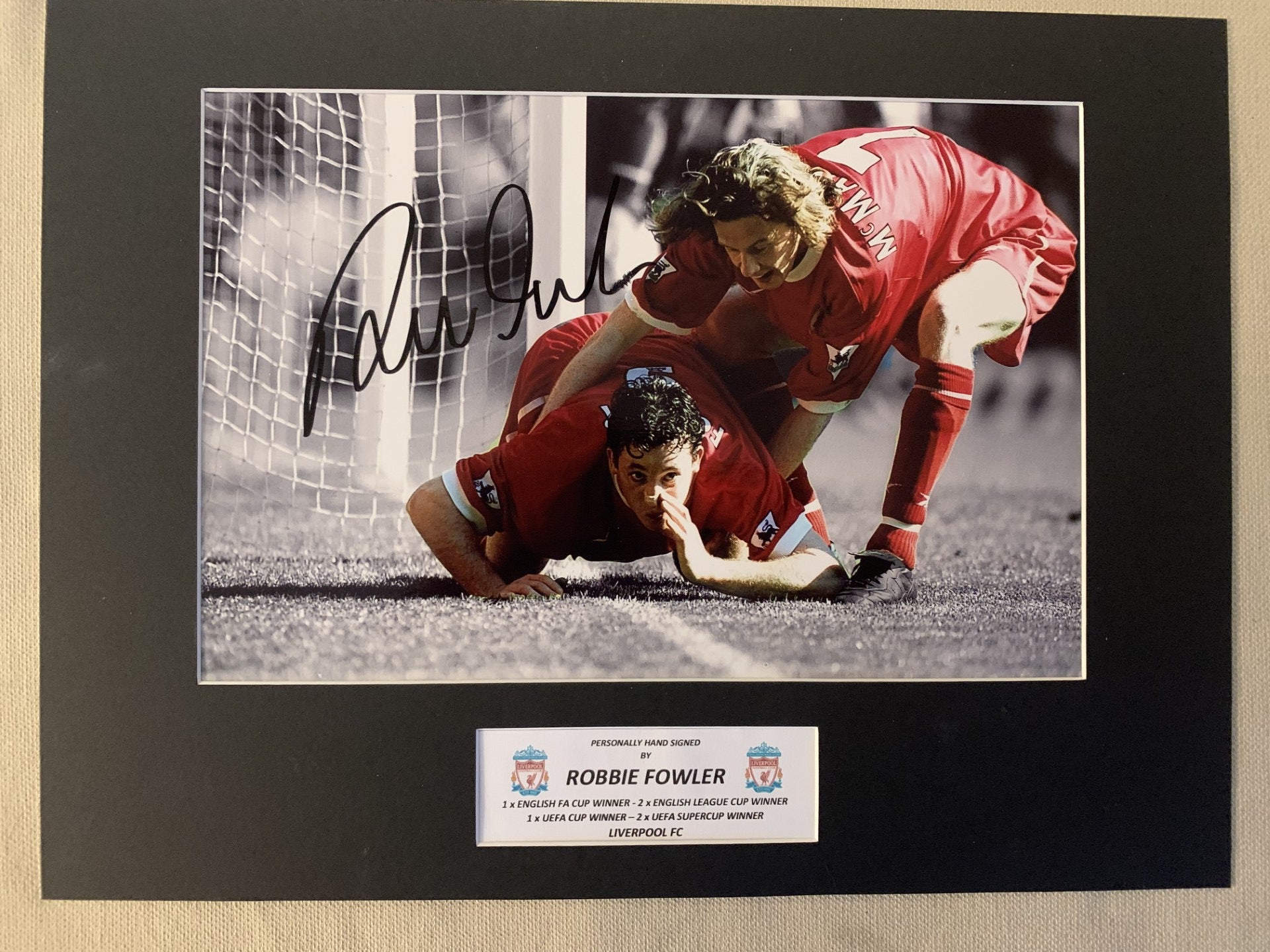 ROBBIE FOWLER - SIGNERT BILDE MED EKTEHETSBEVIS/COA