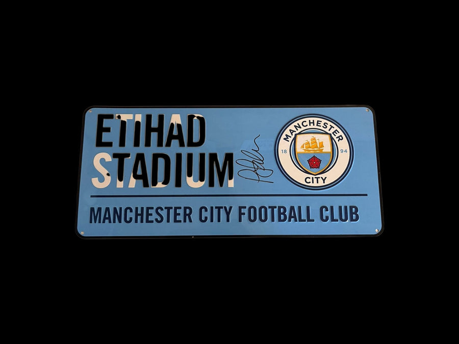 PHIL FODEN - SIGNERT SKILT MED EKTEHETSBEVIS/COA