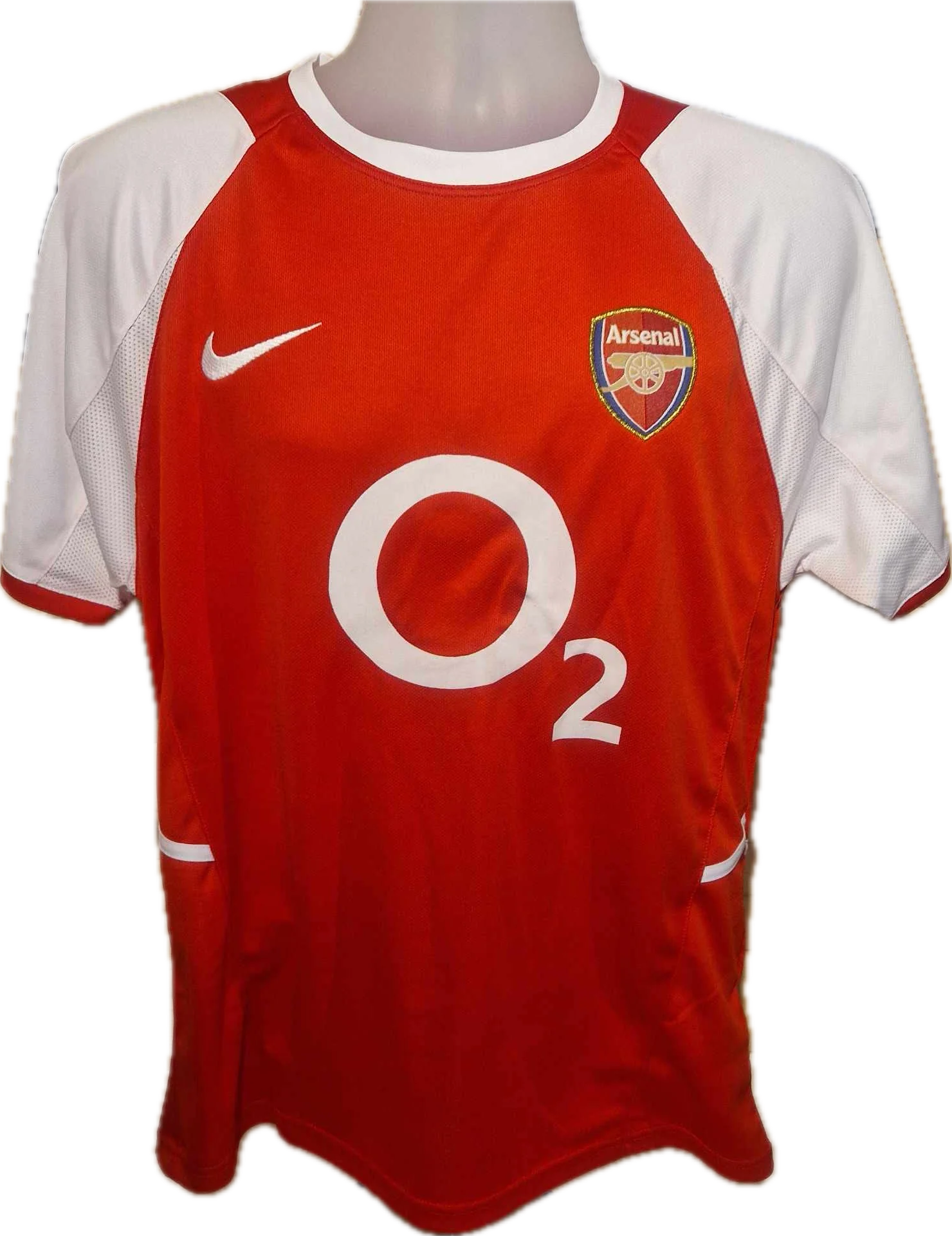 THIERRY HENRY - SIGNERT DRAKT MED EKTEHETSBEVIS/COA