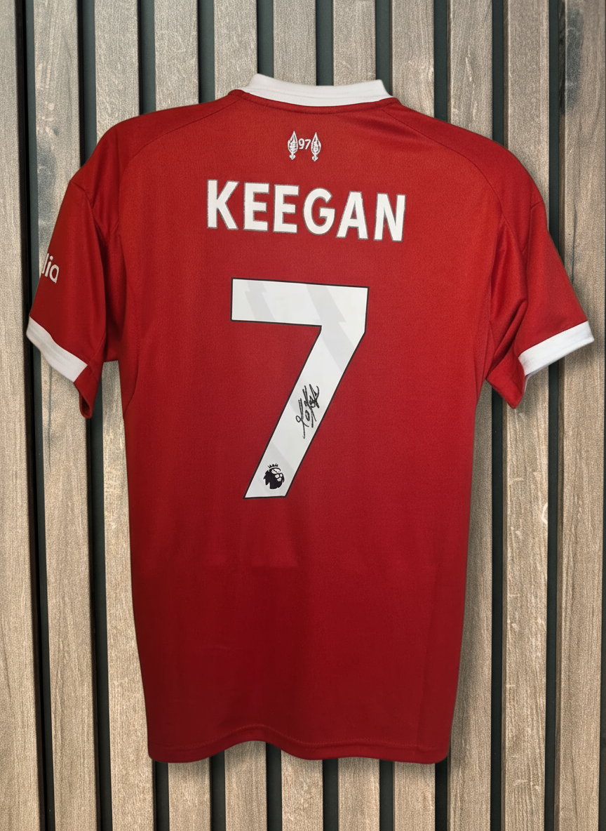 Keegan Jersey with Wooden Background
