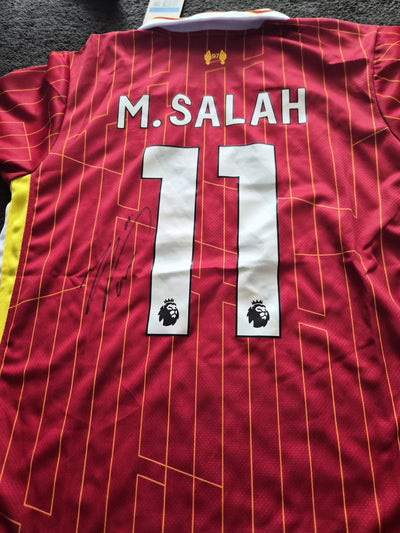 MOHAMED SALAH - SIGNERT DRAKT MED EKTEHETSBEVIS/COA