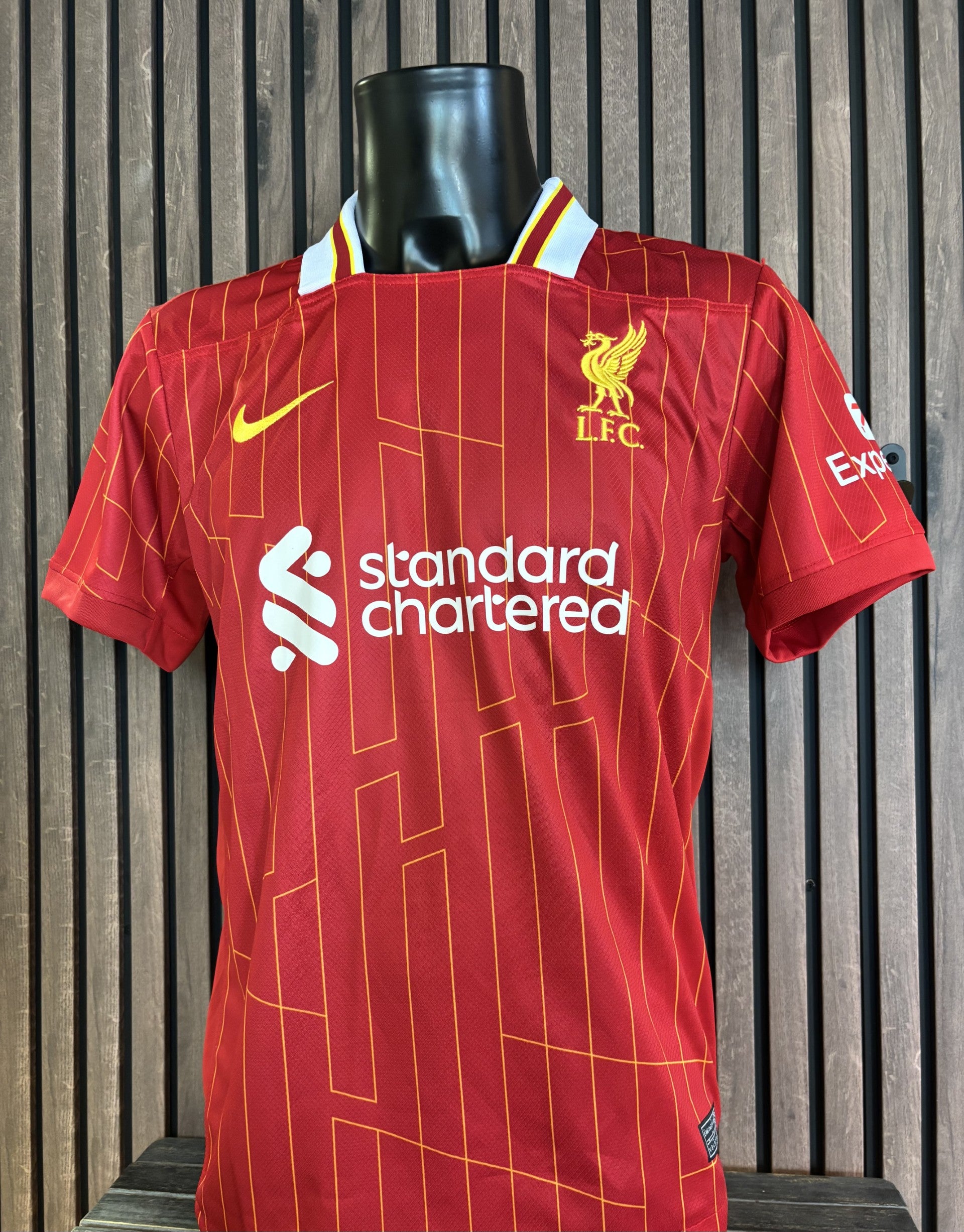 MOHAMED SALAH - SIGNERT DRAKT MED EKTEHETSBEVIS/COA