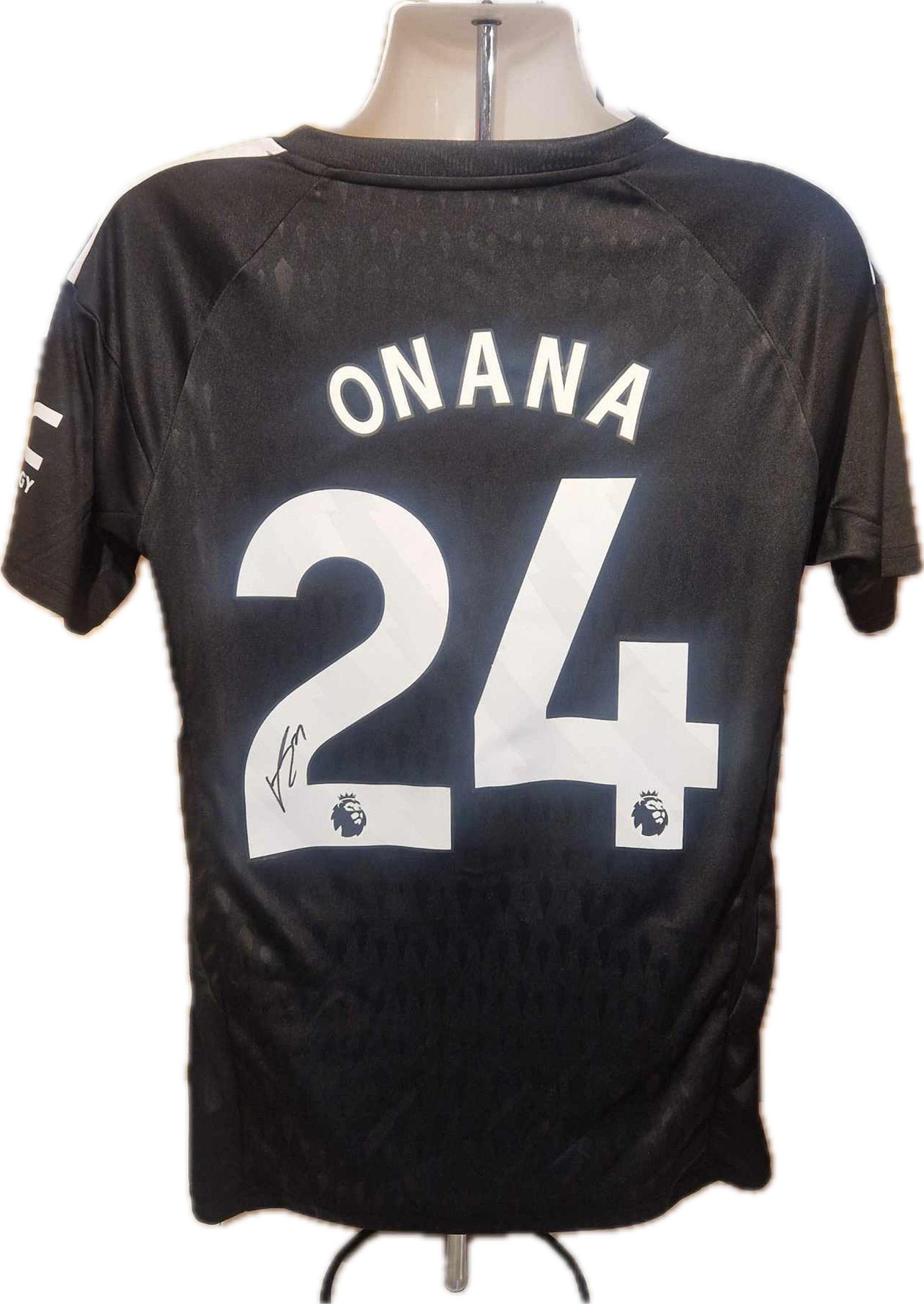 ANDRE ONANA - SIGNERT DRAKT MED EKTEHETSBEVIS/COA