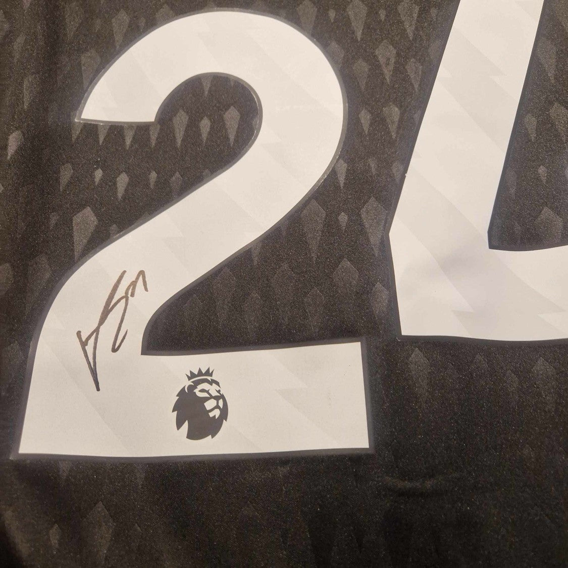 ANDRE ONANA - SIGNERT DRAKT MED EKTEHETSBEVIS/COA