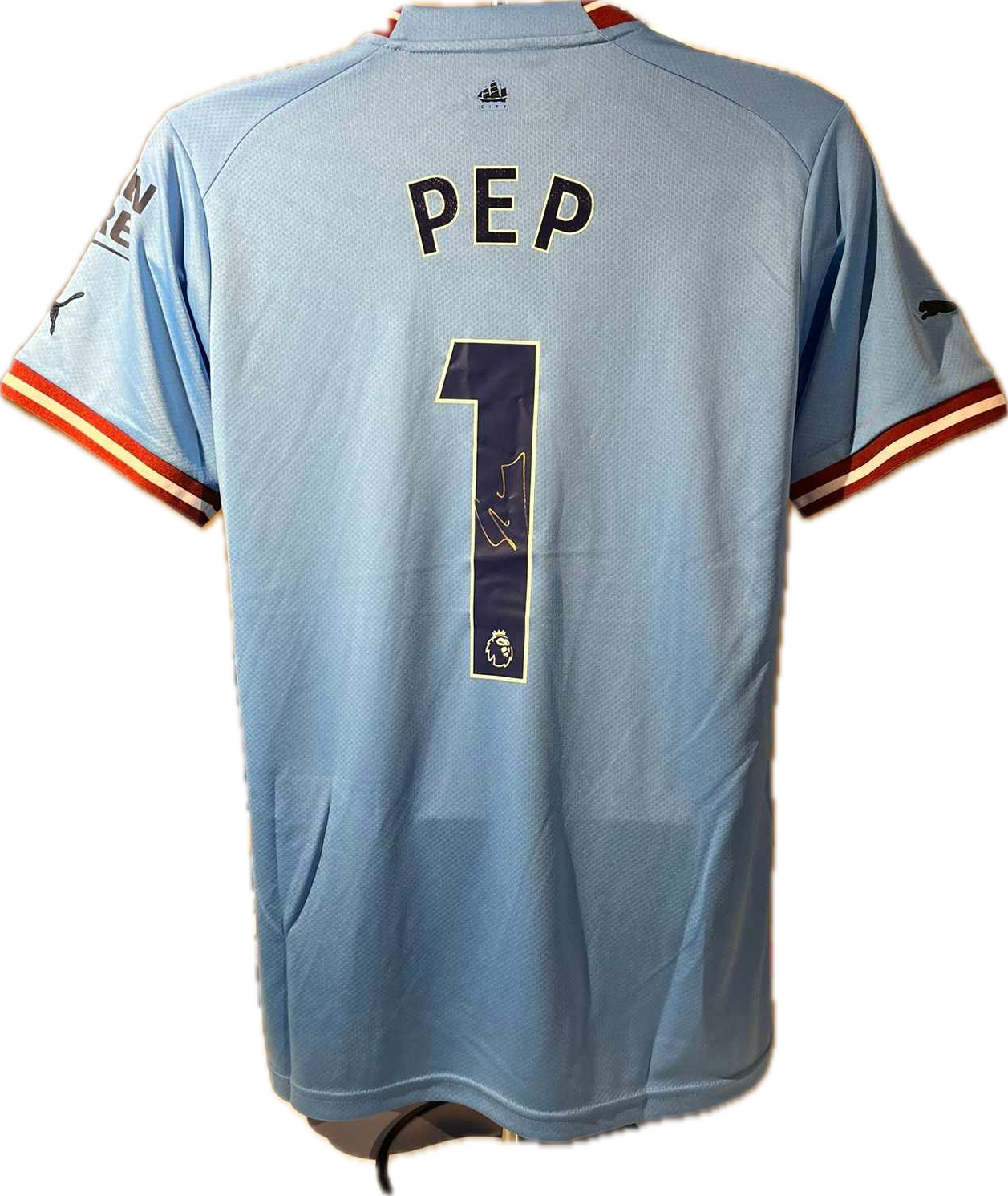 PEP GUARDIOLA - SIGNERT DRAKT MED EKTEHETSBEVIS/COA