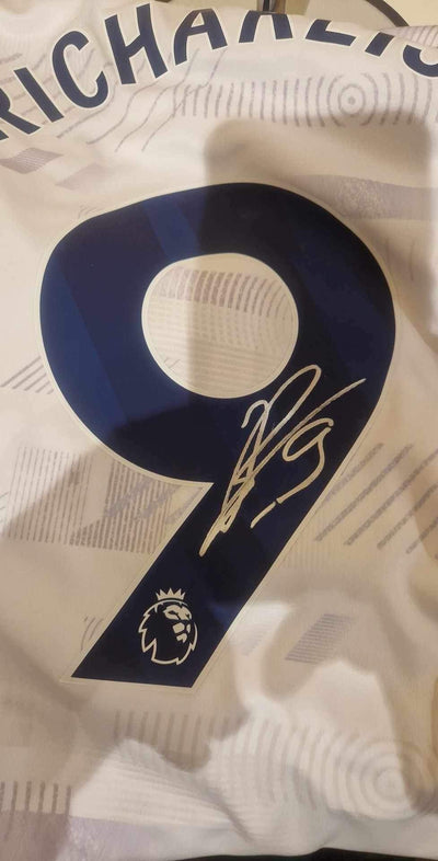 RICHARLISON - SIGNERT DRAKT MED EKTEHETSBEVIS/COA
