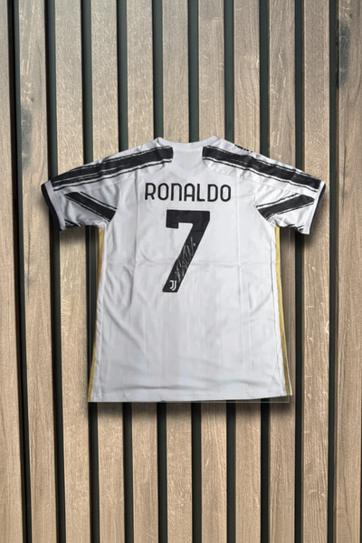 Ronaldo #7 Juventus Shirt on Wood Background