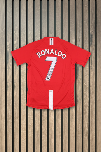 Ronaldo #7 Shirt on Wood Background