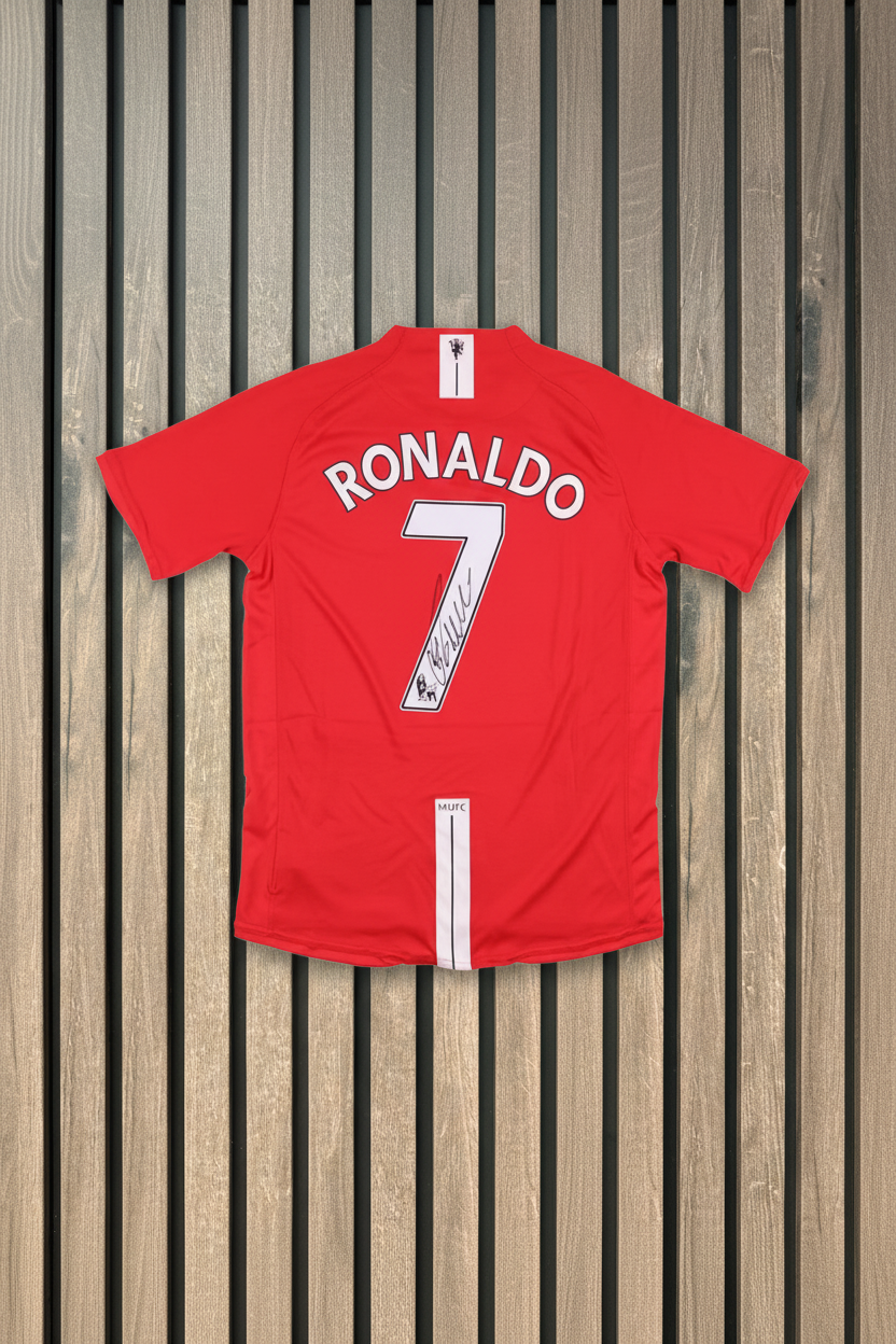Ronaldo #7 Shirt on Wood Background