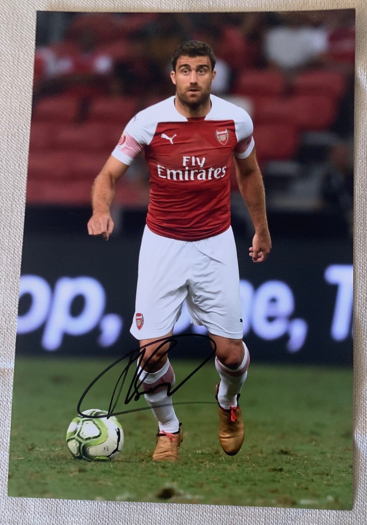 ARSENAL - SOKRATIS - SIGNERT BILDE MED EKTEHETSBEVIS/COA