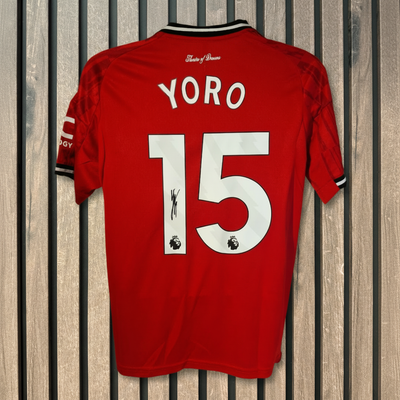 Yoro #15 – Wooden Background