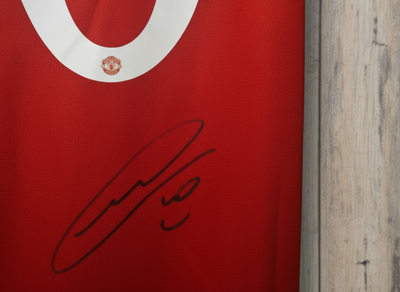 Zoomed Autograph Detail