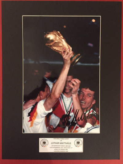 LEGEND - Lothar Matthäus - SIGNERT BILDE MED EKTEHETSGARANTI/COA