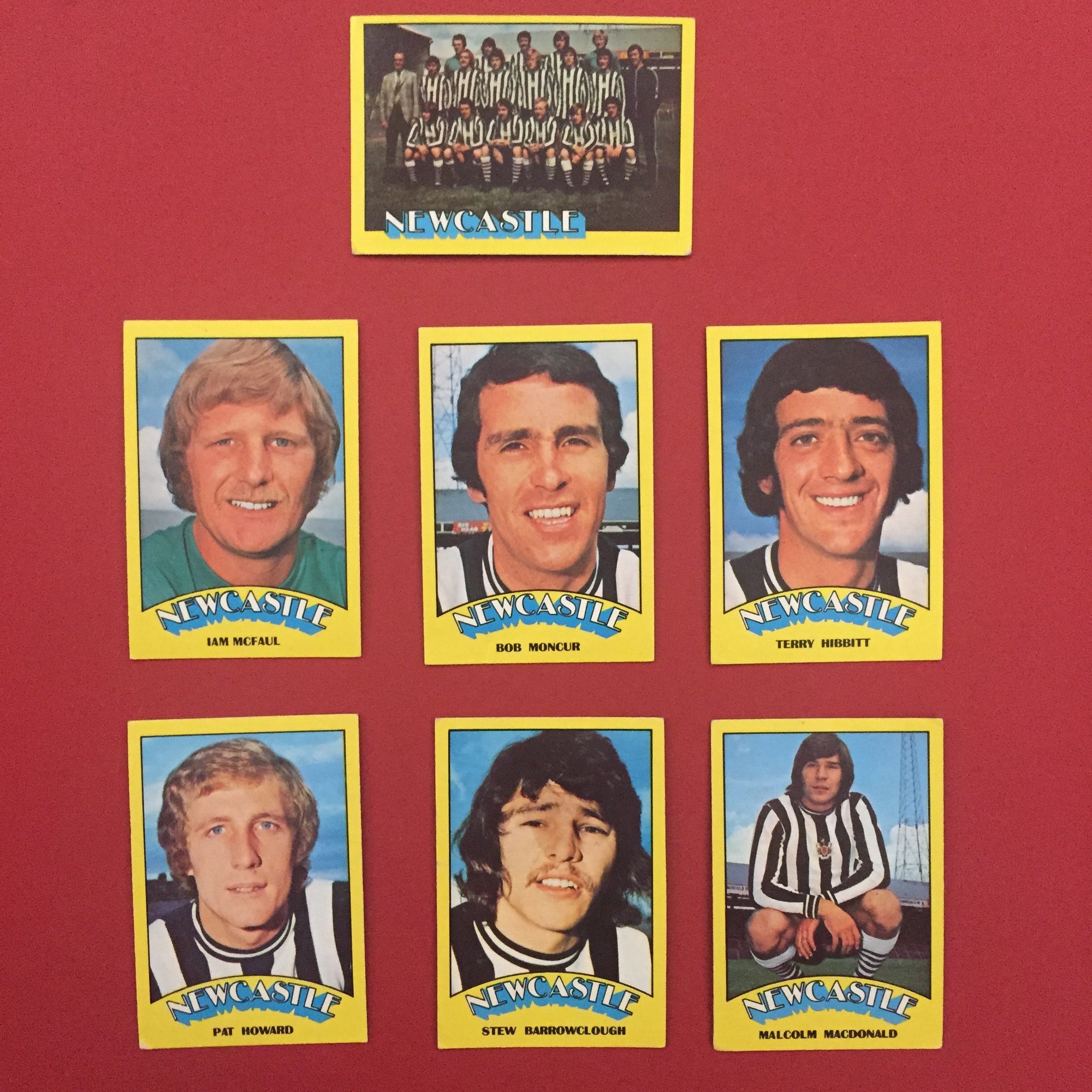 000. NEWCASTLE UNITED - KOMPLETT SETT MED FOTBALLKORT FRA A&BC 1974/75