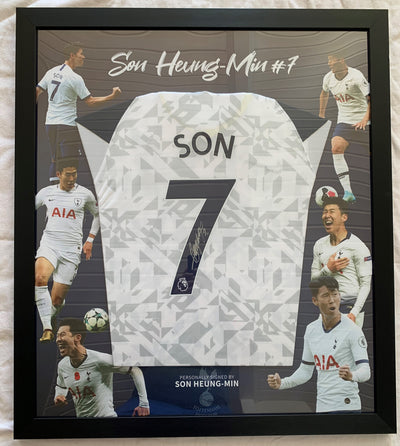 HEUNG-MIN SON - SIGNERT FERDIG INNRAMMET DRAKT I "ART-FRAME" DRAKT MED EKTEHETSBEVIS/COA
