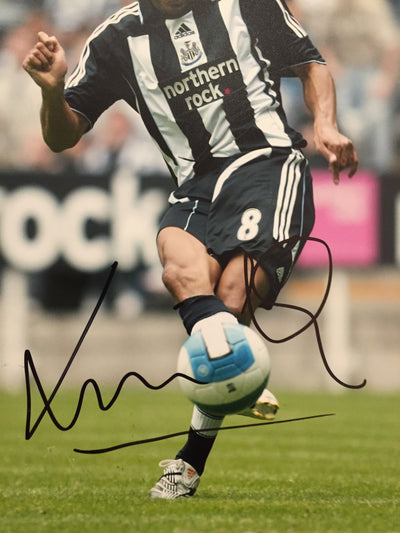 NEWCASTLE - KIERON DYER - SIGNERT BILDE MED EKTEHETSGARANTI/COA