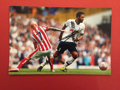 MOUSA DEMBELE - SIGNERT BILDE MED EKTEHETSGARANTI/COA