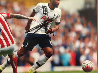 MOUSA DEMBELE - SIGNERT BILDE MED EKTEHETSGARANTI/COA