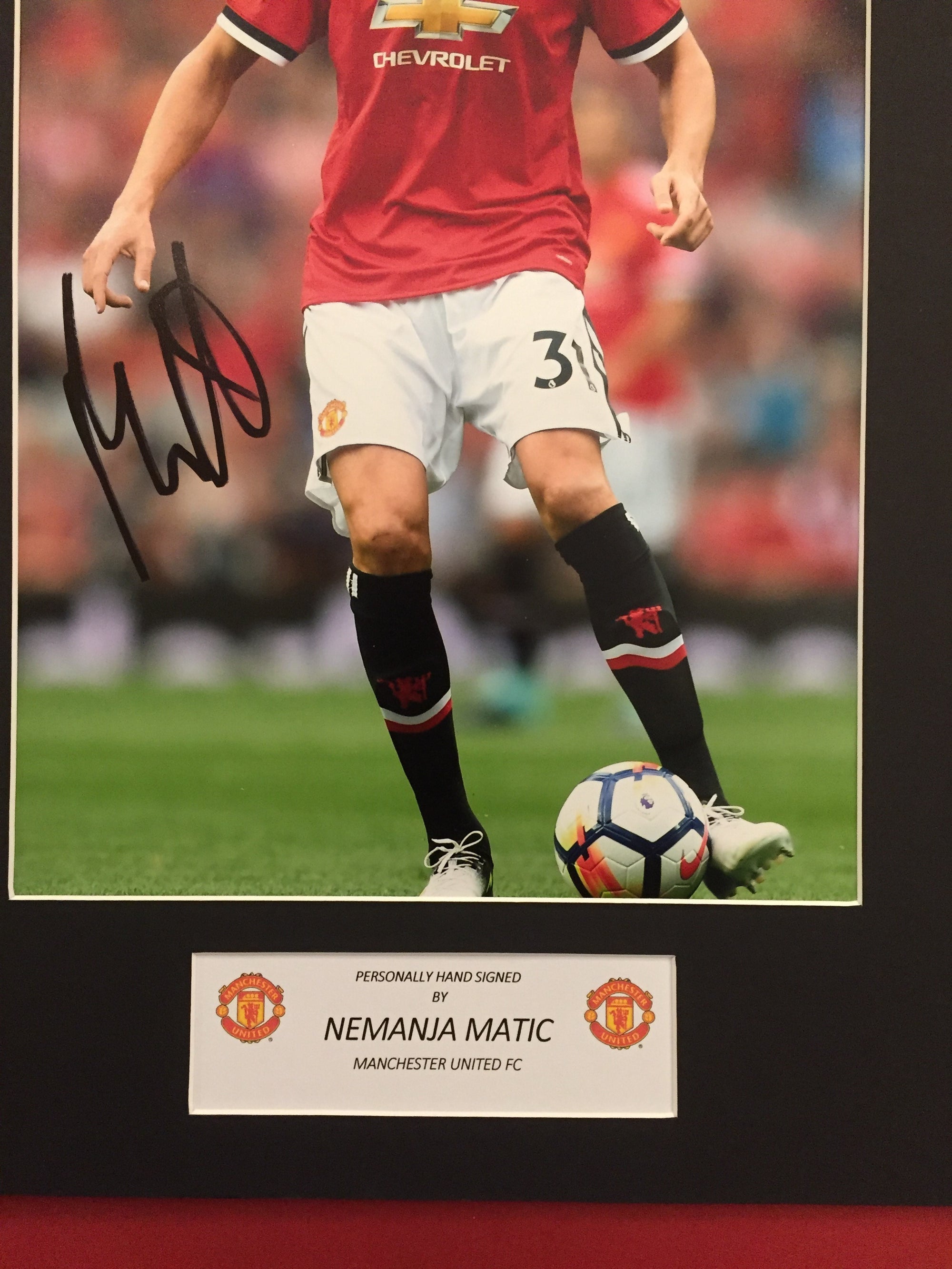 NEMANJA MATIC - SIGNERT BILDE MED EKTEHETSGARANTI/COA