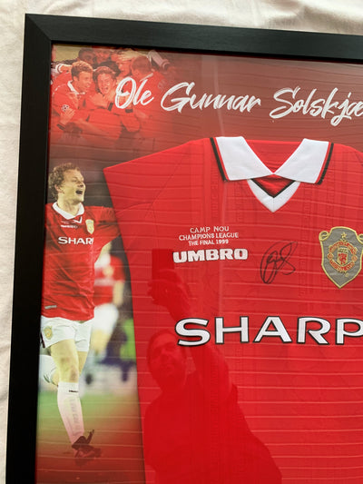 OLE GUNNAR SOLSKJÆR - SIGNERT CHAMPIONS LEAGUE FINALEDRAKT 1999 I "ART-FRAME" MED EKTEHETSBEVIS/COA
