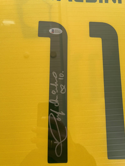 RONALDINHO - SIGNERT DRAKT FERDIG INNRAMMET I ART-FRAME MED EKTEHETSBEVIS/COA