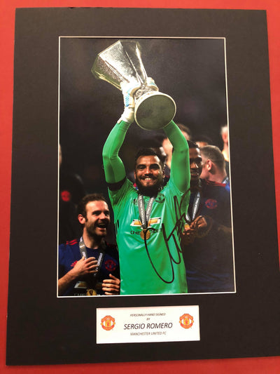 SERGIO ROMERO - SIGNERT BILDE MED EKTEHETSGARANTI/COA