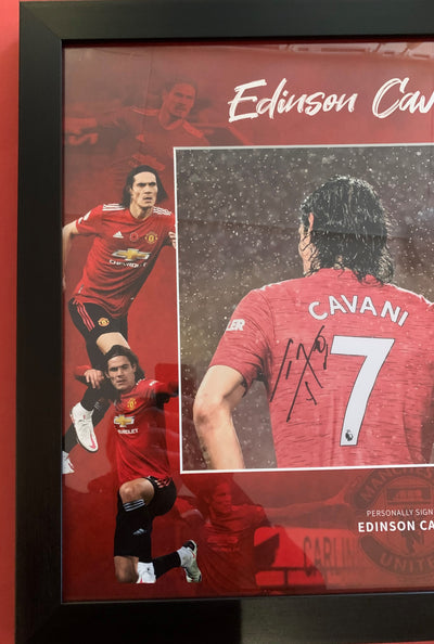 EDINSON CAVANI - SIGNERT BILDE FERDIG INNRAMMET I "ART-FRAME" MED EKTEHETSBEVIS/COA