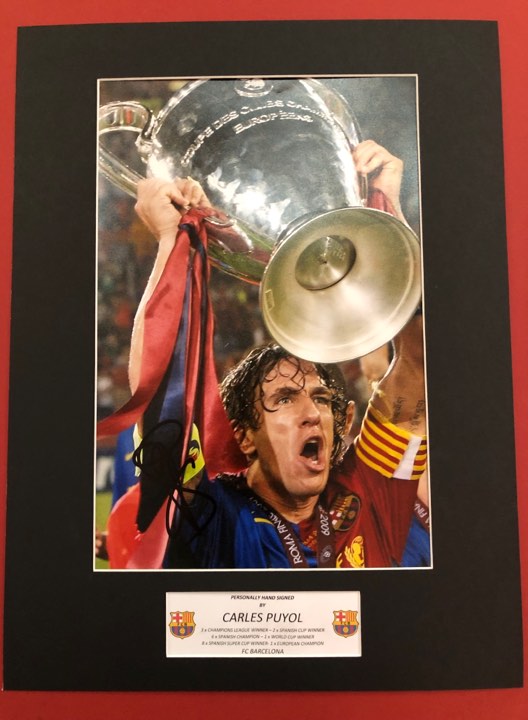 CARLES PUYOL - SIGNERT BILDE MED EKTEHETSGARANTI/COA