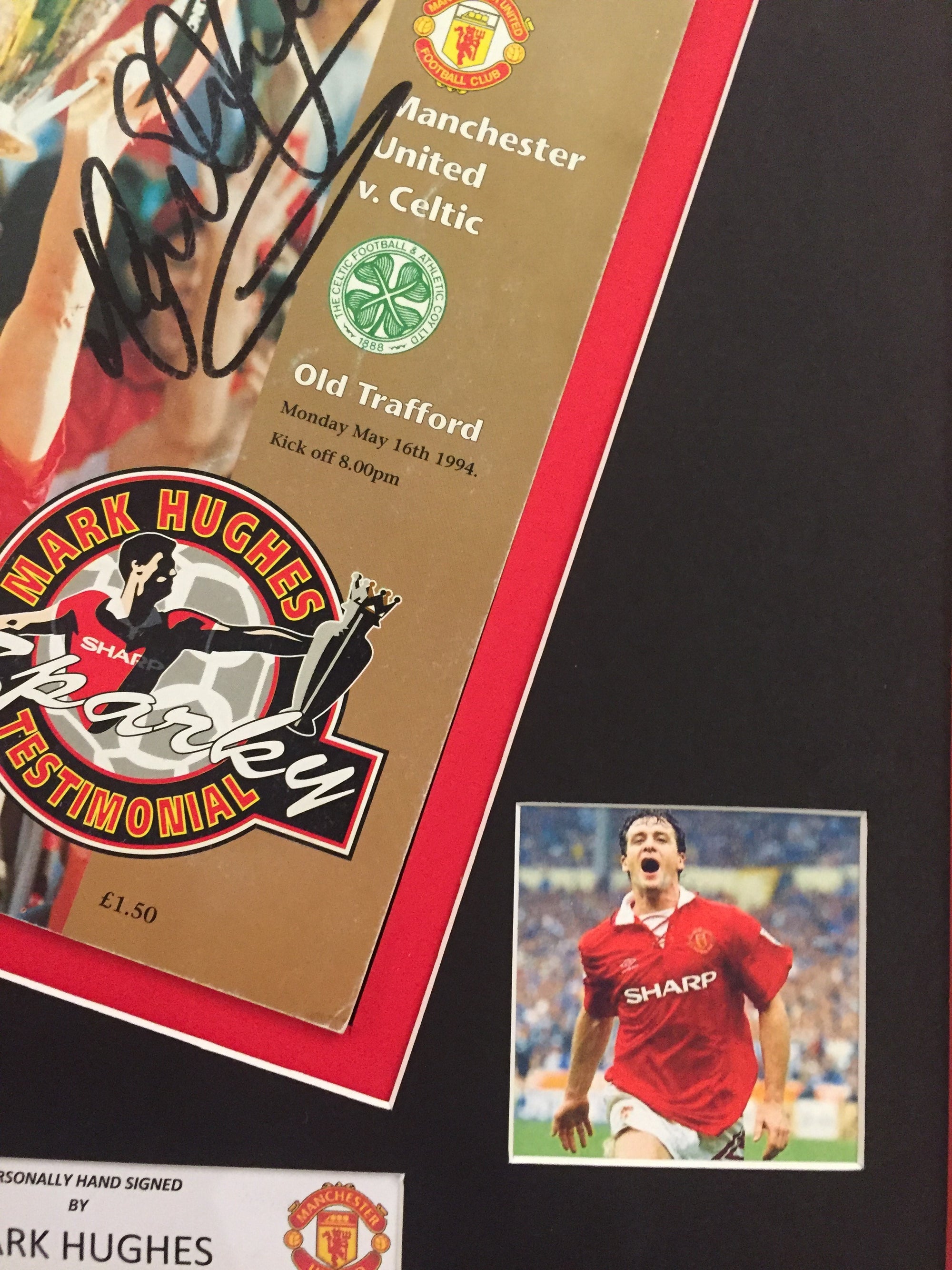 MARK HUGHES - SIGNERT KAMPPROGRAM MED EKTEHETSBEVIS/COA
