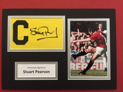 STUART PEARSON - SIGNERT KAPTEINSBIND MED EKTEHETSGARANTI/COA