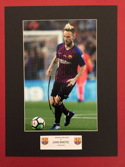 IVAN RAKITIC - SIGNERT BILDE MED EKTEHETSBEVIS/COA