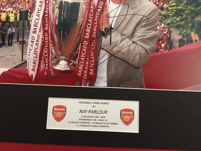 RAY PARLOUR - SIGNERT BILDE MED EKTEHETSBEVIS/COA