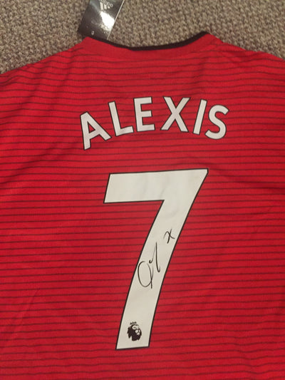 ALEXIS SANCHEZ - SIGNERT DRAKT MED EKTEHETSBEVIS/COA