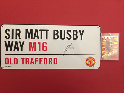 ROMELU LUKAKU - SIGNERT "MATT BUSBY ROAD" SKILT MED EKTEHETSBEVIS/COA