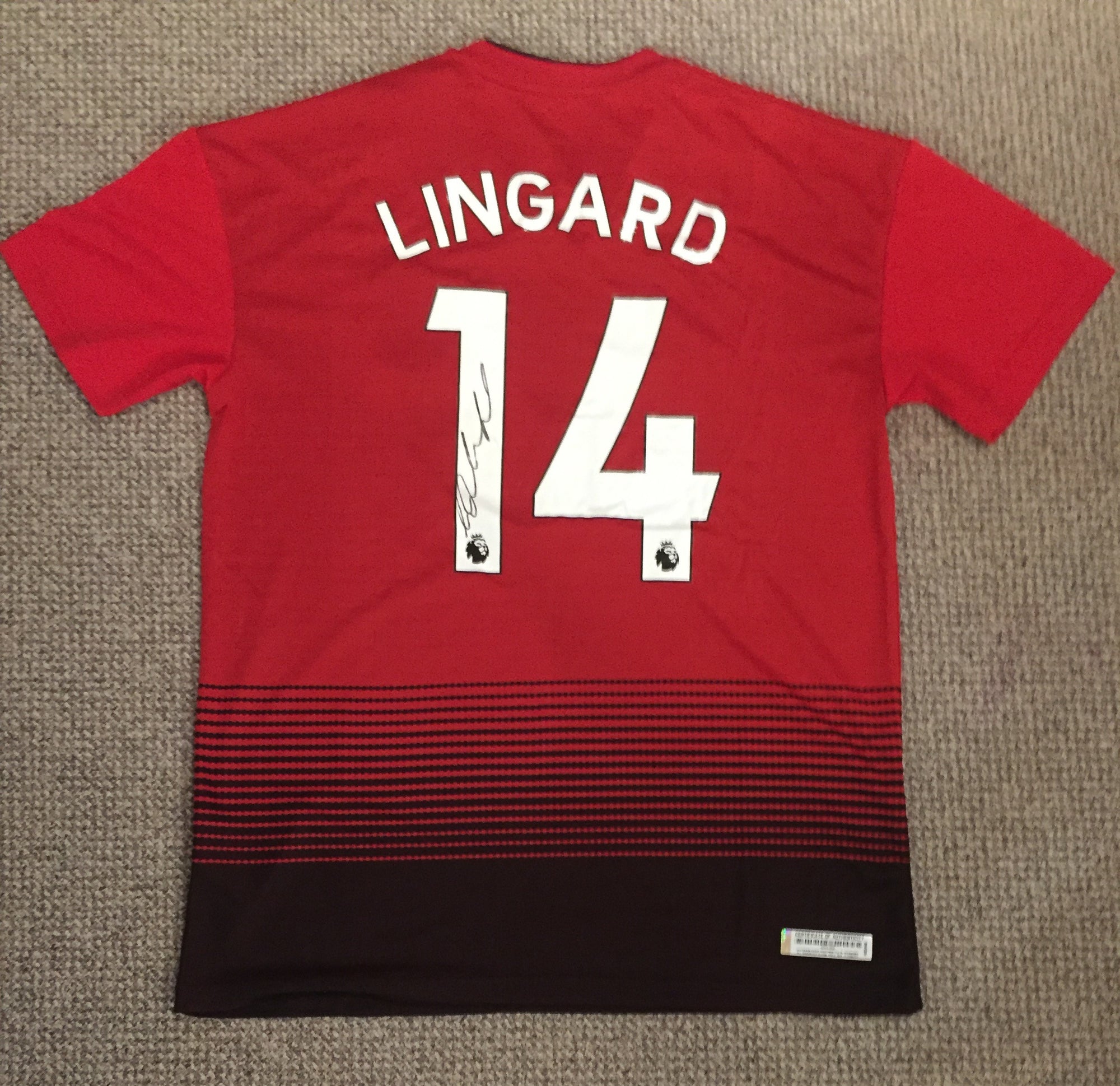 JESSE LINGARD - SIGNERT DRAKT MED EKTEHETSBEVIS/COA