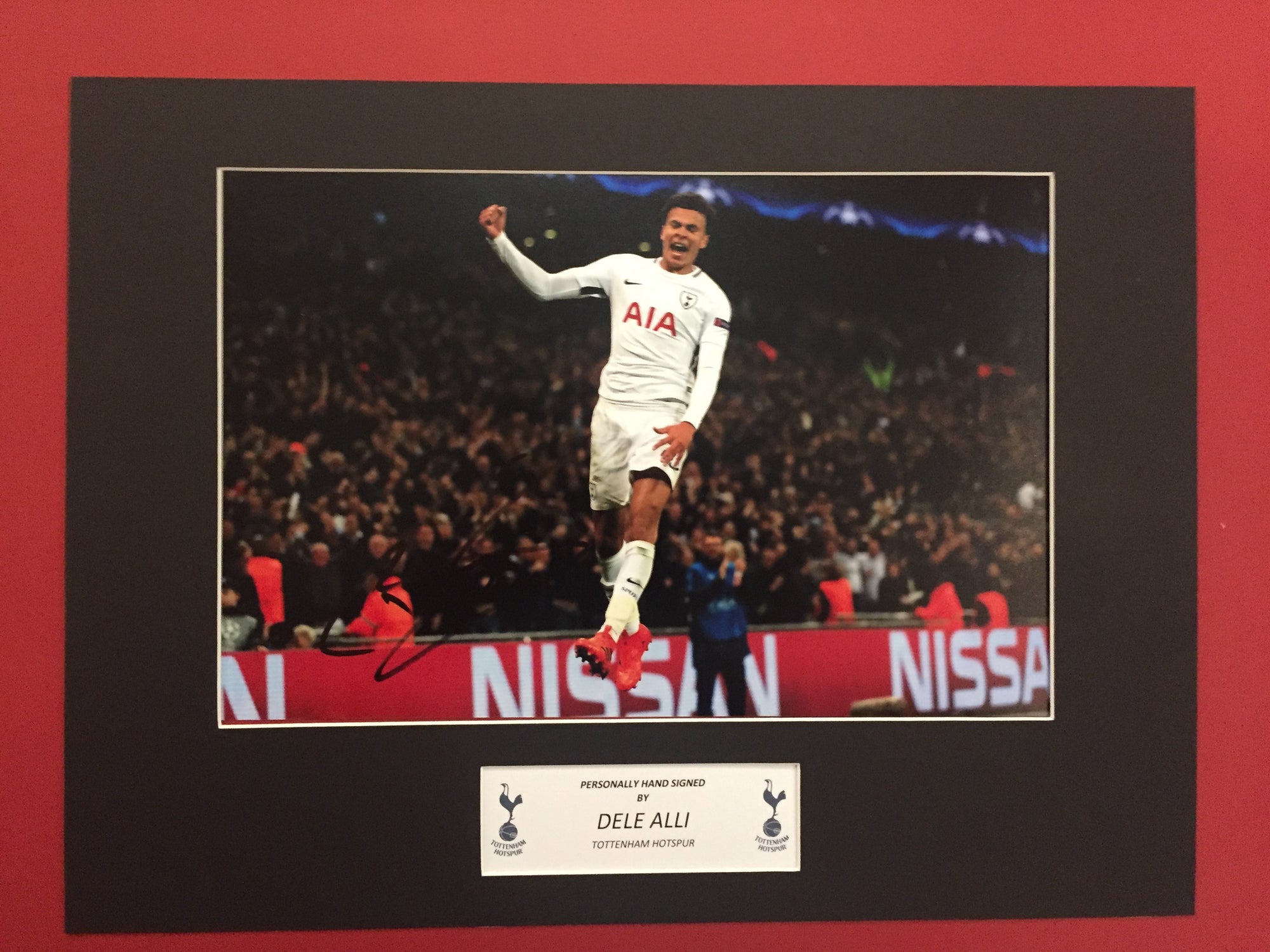 TOTTENHAM - DELE ALLI - SIGNERT BILDE MED EKTEHETSBEVIS/COA