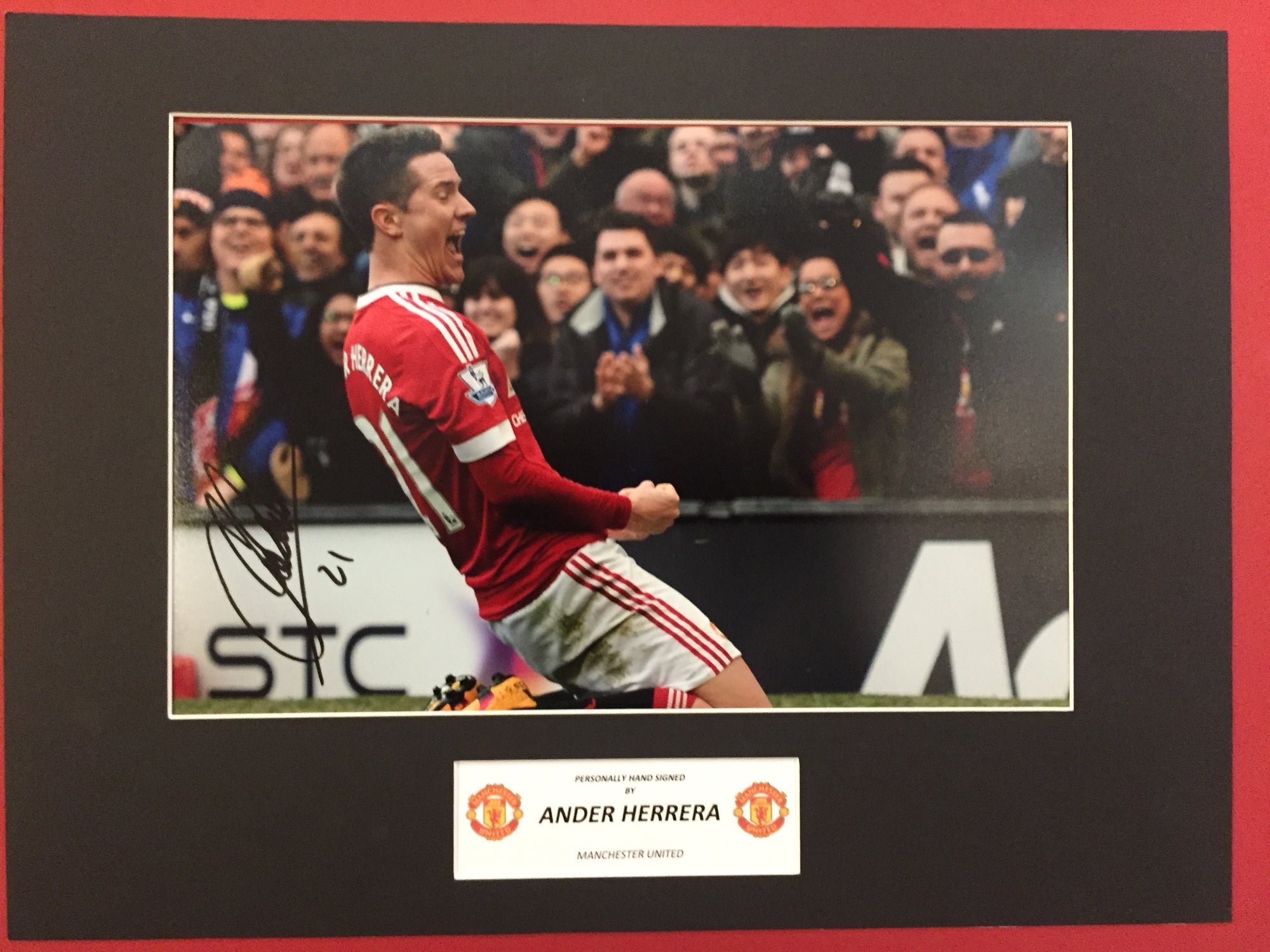 ANDER HERRERA - SIGNERT BILDE MED EKTEHETSEVIS/COA
